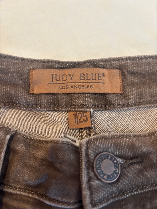 Judy Blue Chocolate Brown Retro Wide Raw Hem Patch Pocket Stretch Jeans 1/25